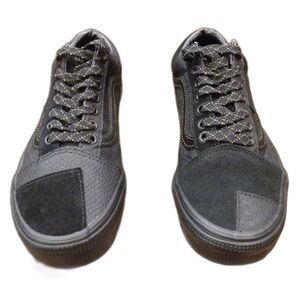 Vans Black Patch Shoes Sneakers Men's Size 7 Women's 8.5